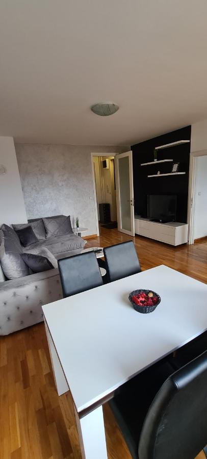 בלגרד Apartments Belville מראה חיצוני תמונה
